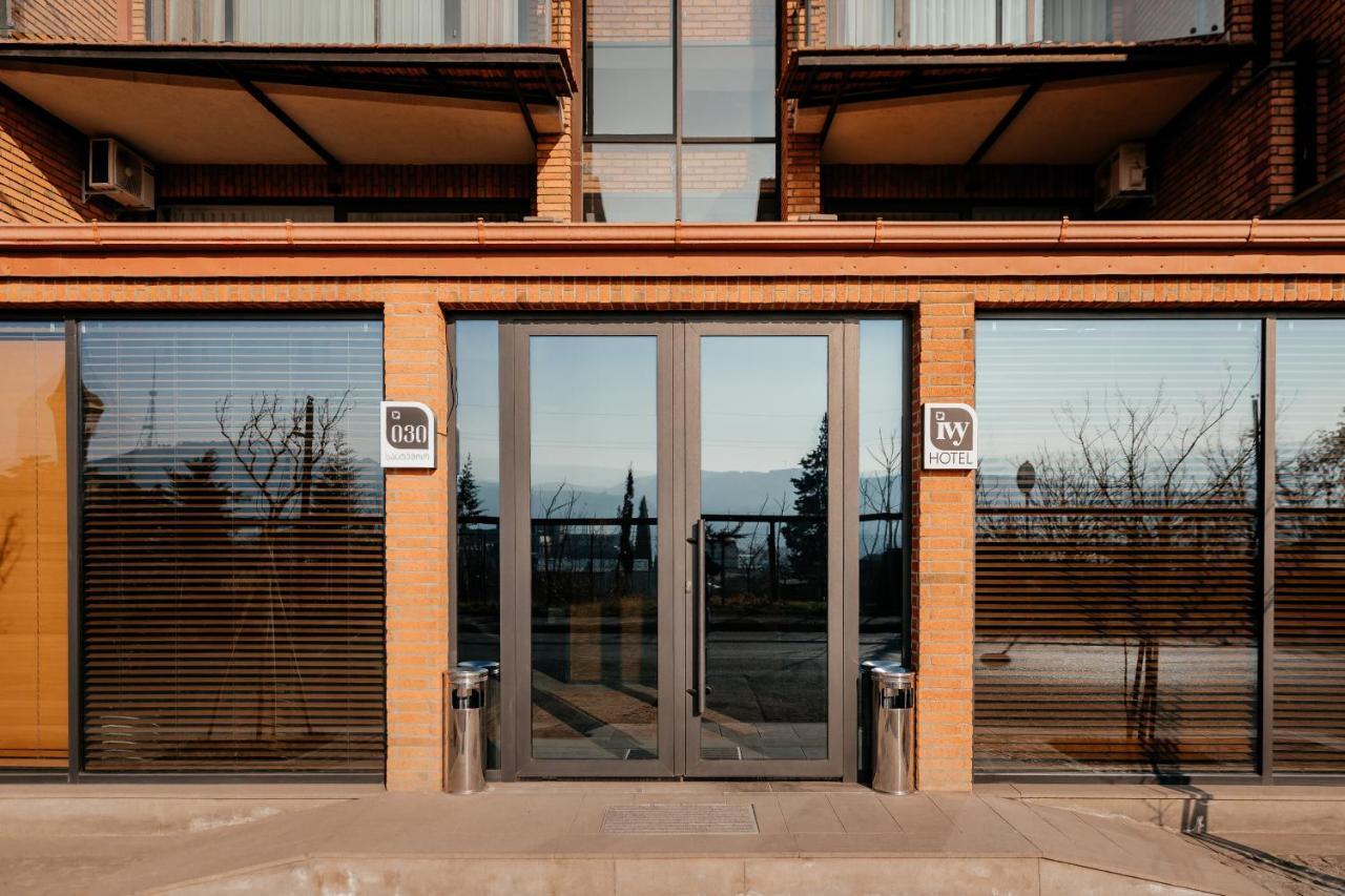 Ivy Hotel Тбилиси Екстериор снимка