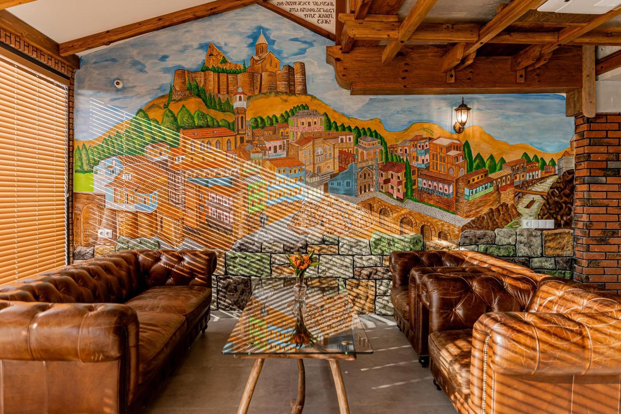 Ivy Hotel Тбилиси Екстериор снимка