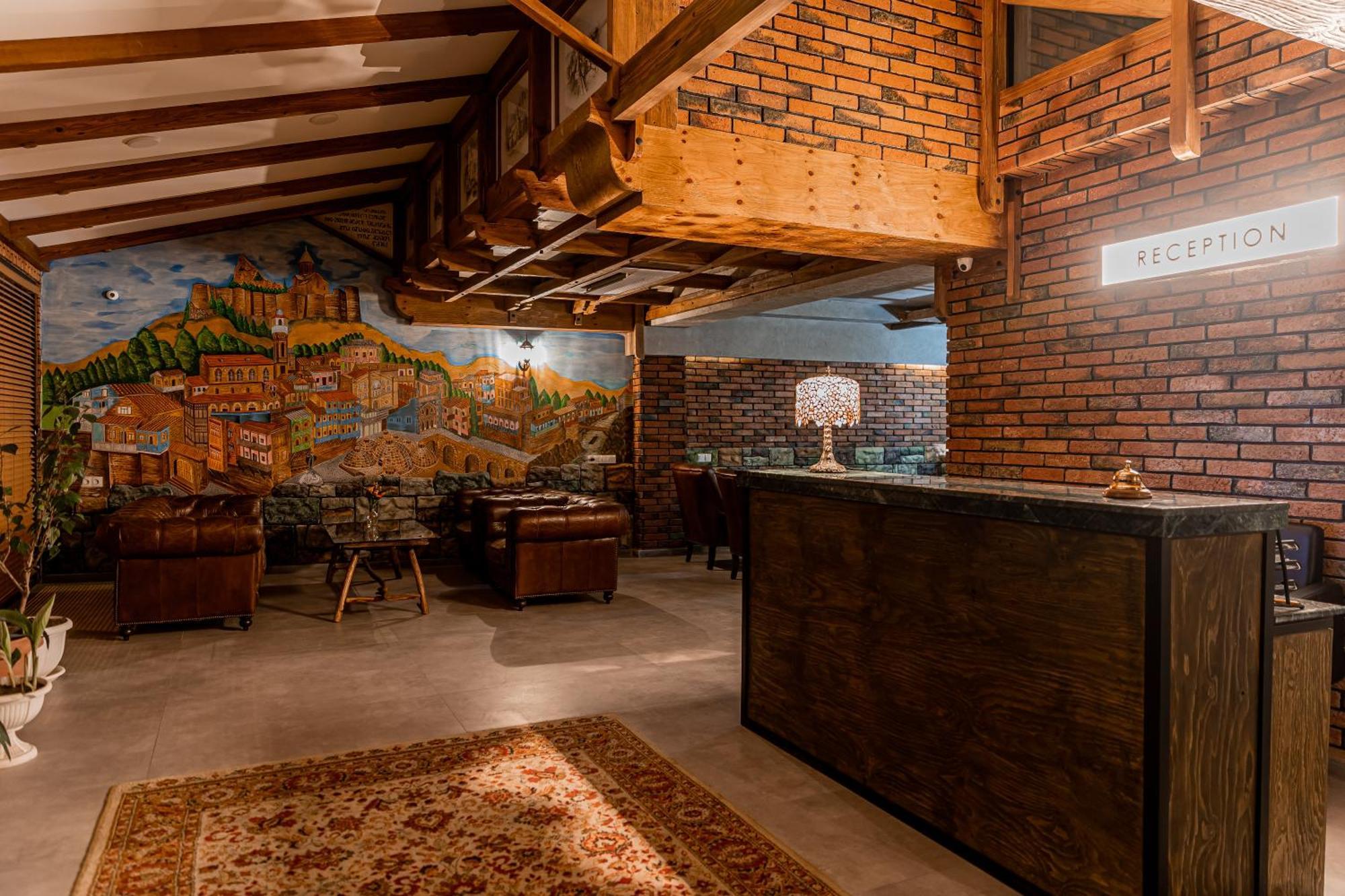 Ivy Hotel Тбилиси Екстериор снимка